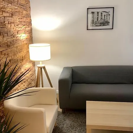 Appartamento F5 Entier, Chaleureux Avec Balcon, 30min De Paris Cergy