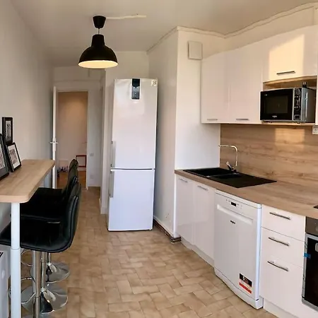 Appartamento F5 Entier, Chaleureux Avec Balcon, 30min De Paris